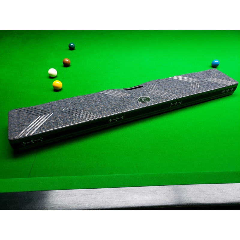 Bulldog Billiards UK Beast case for 3/4 jointed cues dark grey with Gold Flecks