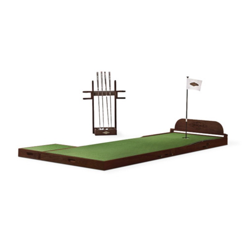 Brunswick The Maxwell Putting Green