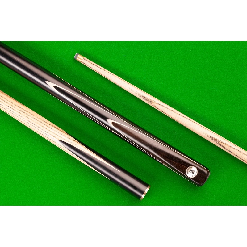 Britannia NEPTUNE 3/4 jointed cue from the Traditional range