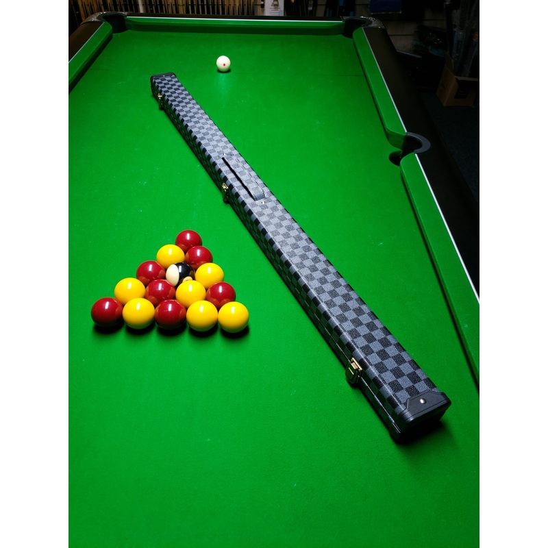 ABSTRACT ART hard cue case for 3/4 jointed cue and extensions Black/Grey Checks